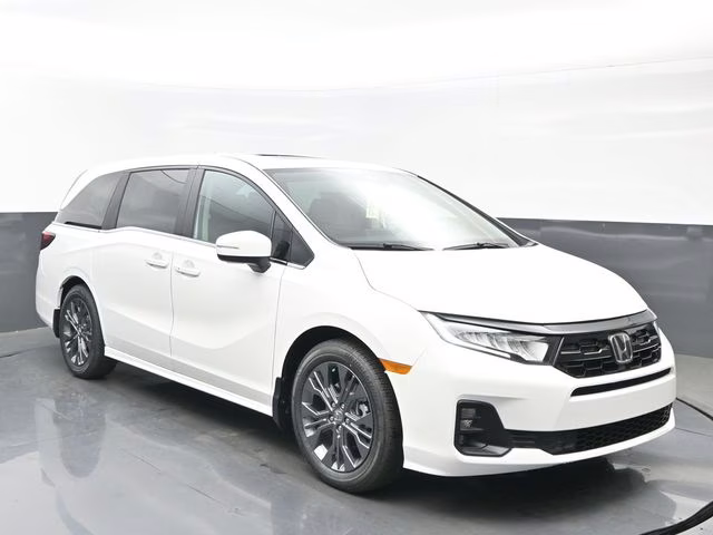 2026 Platinum White Pearl Honda Odyssey Touring FWD Van