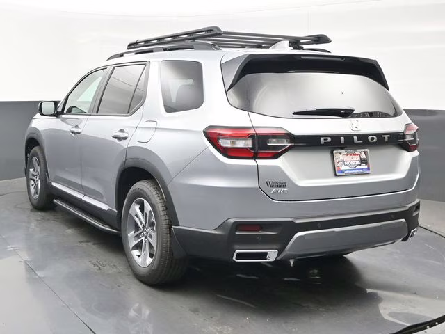 2026 Solar Silver Metallic Honda Pilot EX-L AWD SUV