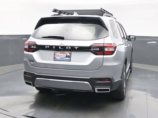 2026 Solar Silver Metallic Honda Pilot EX-L AWD SUV