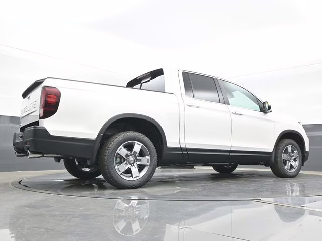 2026 Platinum White Pearl Honda Ridgeline RTL AWD Truck
