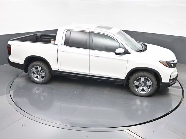 2026 Platinum White Pearl Honda Ridgeline RTL AWD Truck