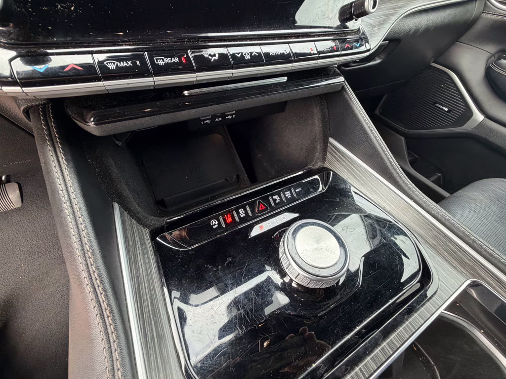 2024 Silver Zynith Jeep Wagoneer Series II RWD SUV