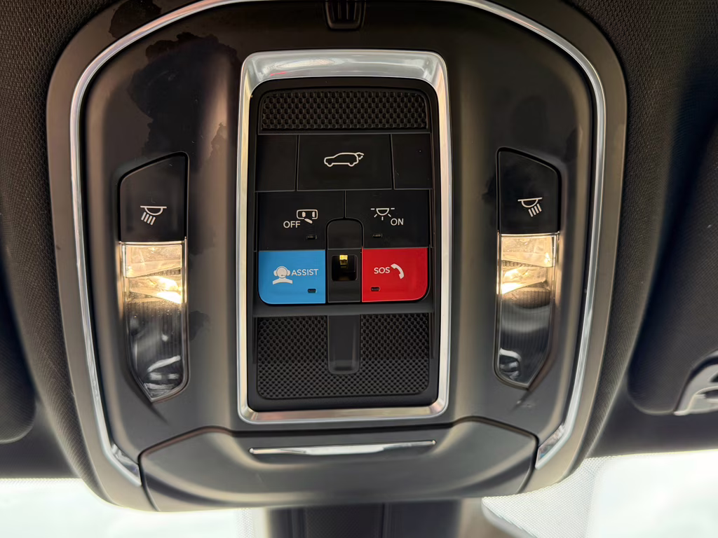 2024 Silver Zynith Jeep Wagoneer Series II RWD SUV