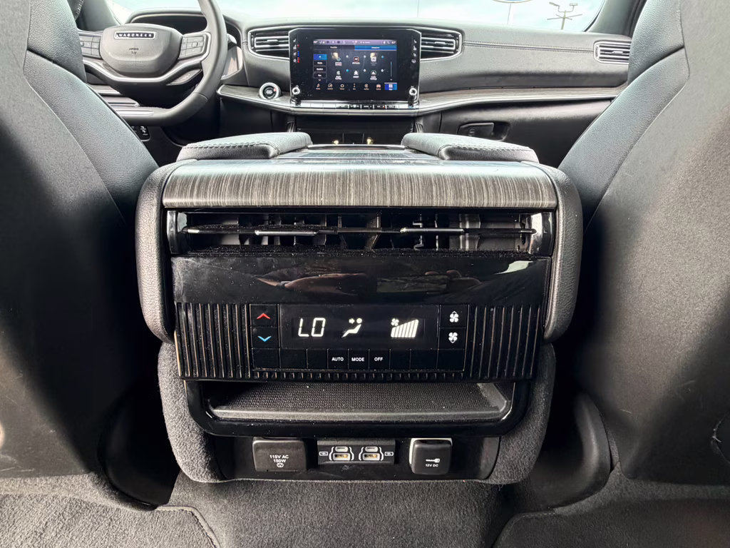 2024 Silver Zynith Jeep Wagoneer Series II RWD SUV
