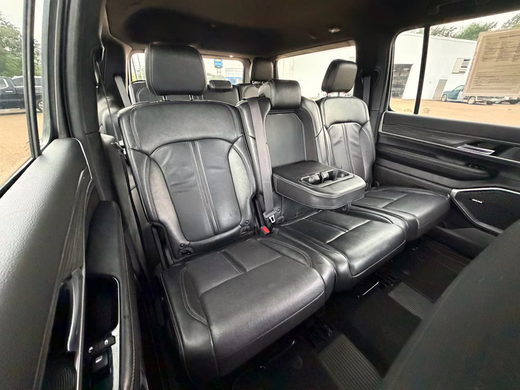 2024 Silver Zynith Jeep Wagoneer Series II RWD SUV