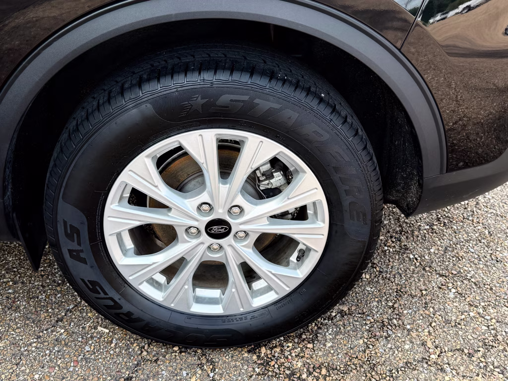 2024 Agate Black Metallic Ford Escape Active AWD SUV