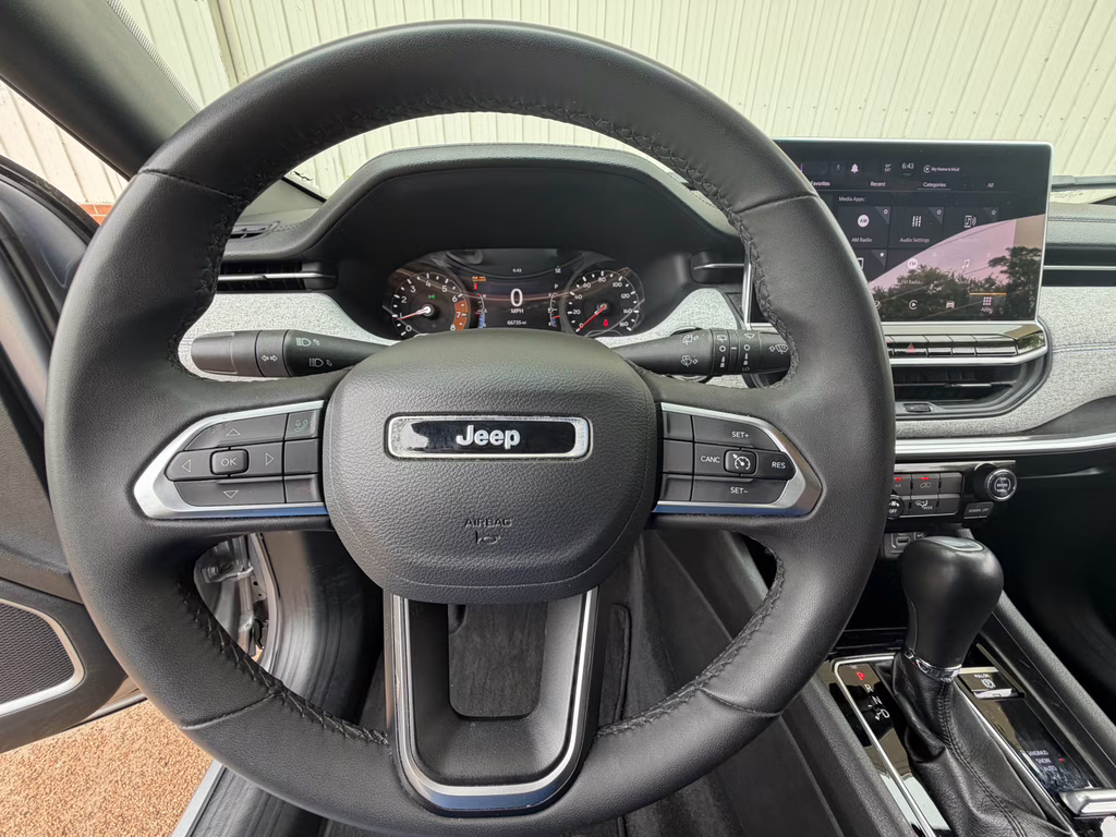 2024 Jeep Compass Latitude 4X4 SUV