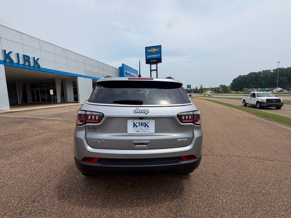 2024 Jeep Compass Latitude 4X4 SUV
