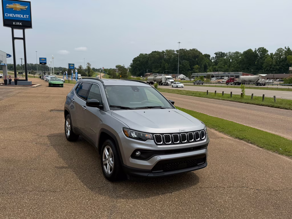 2024 Jeep Compass Latitude 4X4 SUV