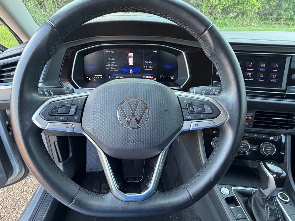 2024 Pyrite Silver Metallic Volkswagen Jetta SE FWD Sedan