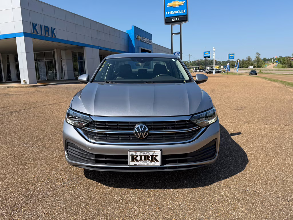2024 Pyrite Silver Metallic Volkswagen Jetta SE FWD Sedan