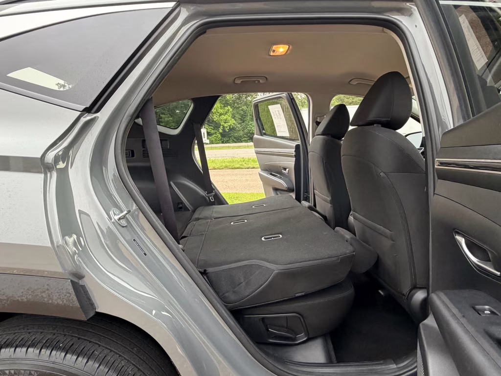 2024 Hampton Gray Hyundai Tucson SEL AWD SUV