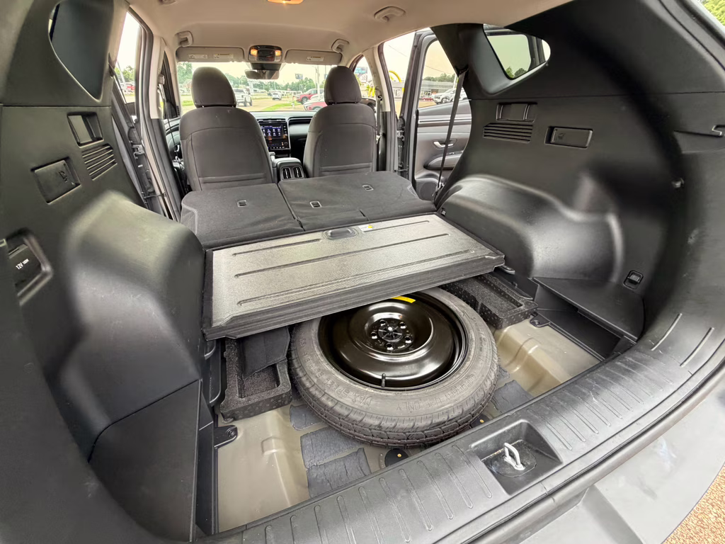 2024 Hampton Gray Hyundai Tucson SEL AWD SUV
