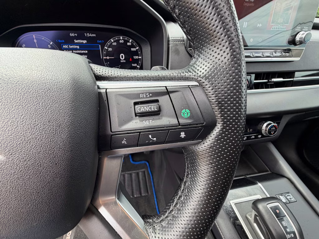 2024 Cosmic Blue Metallic Mitsubishi Outlander PHEV SE AWD SUV