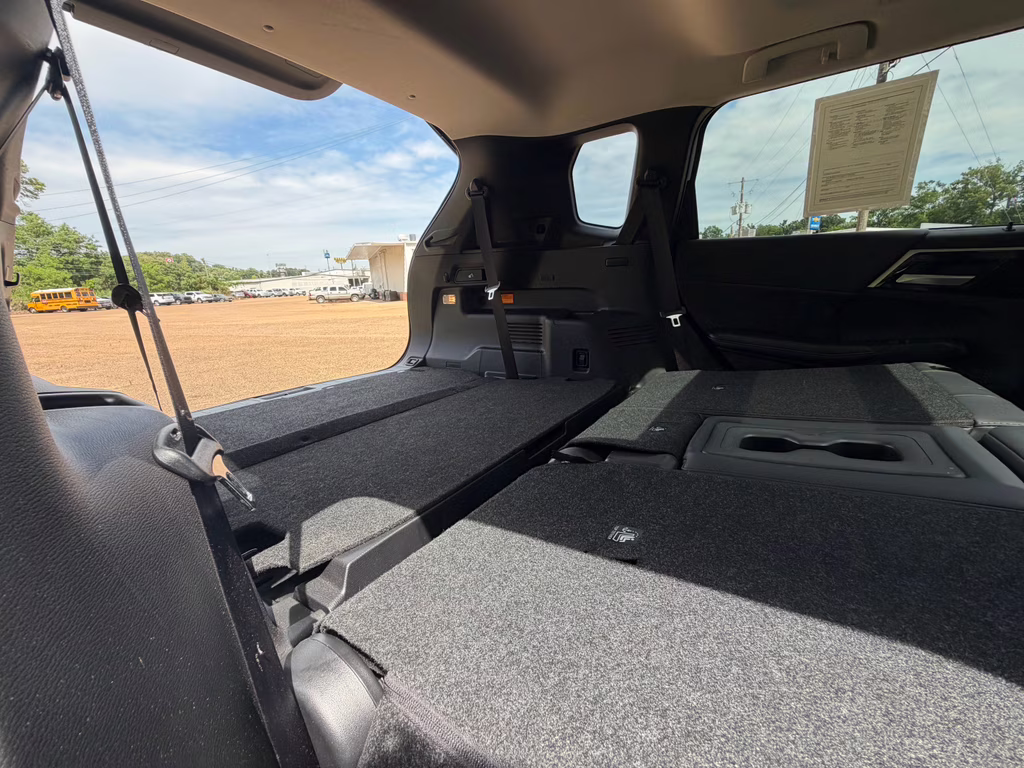 2024 Cosmic Blue Metallic Mitsubishi Outlander PHEV SE AWD SUV
