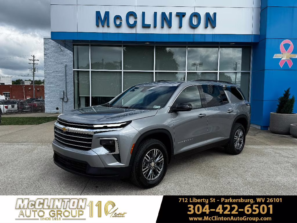 2026 Sterling Gray Metallic Chevrolet Traverse LT FWD SUV