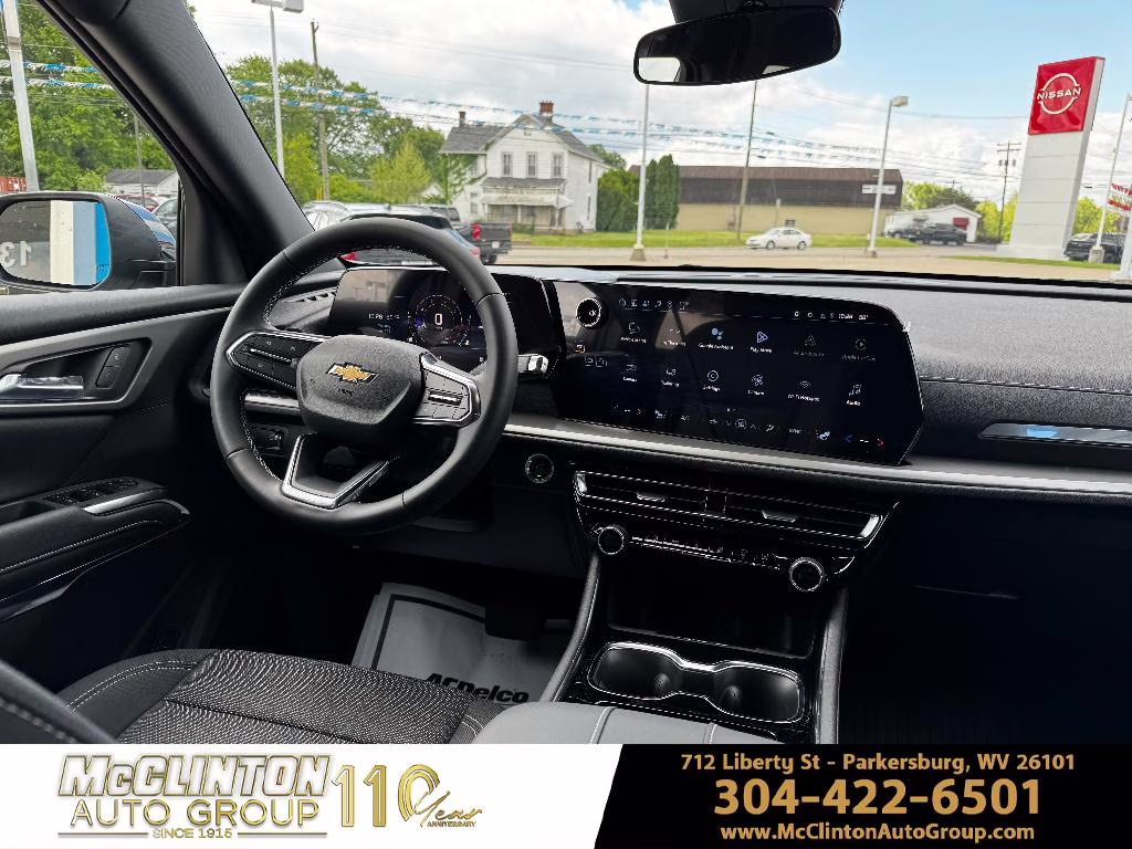 2026 Sterling Gray Metallic Chevrolet Traverse LT FWD SUV
