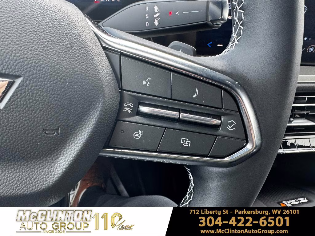 2026 Sterling Gray Metallic Chevrolet Traverse LT FWD SUV