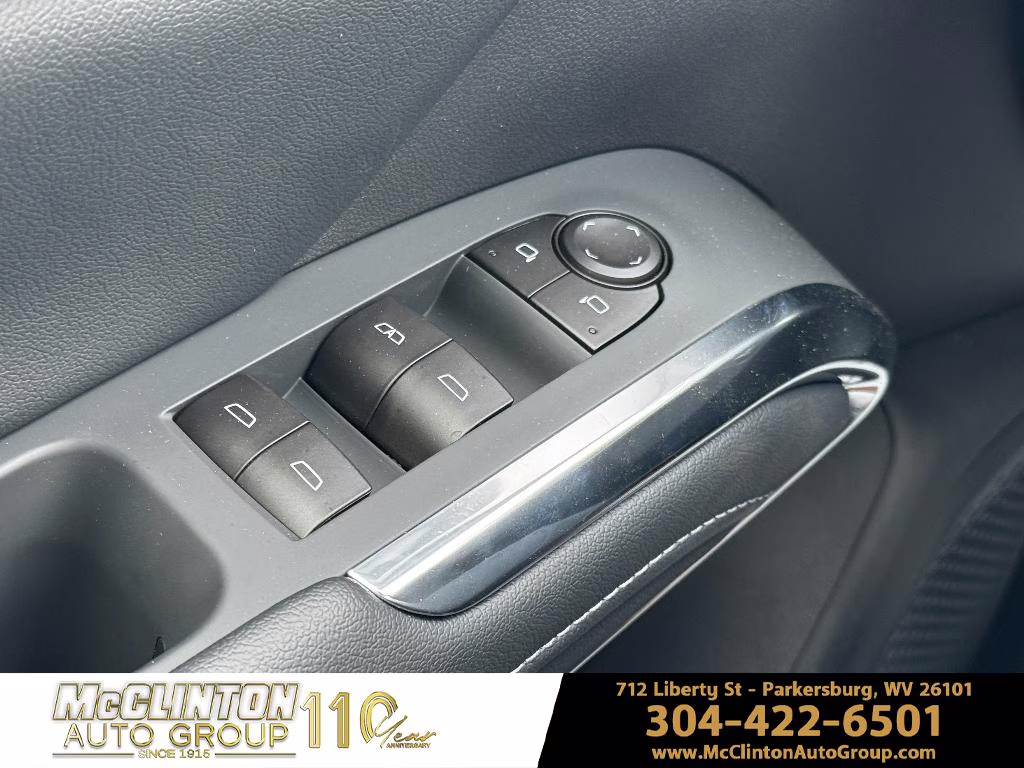 2026 Sterling Gray Metallic Chevrolet Traverse LT FWD SUV