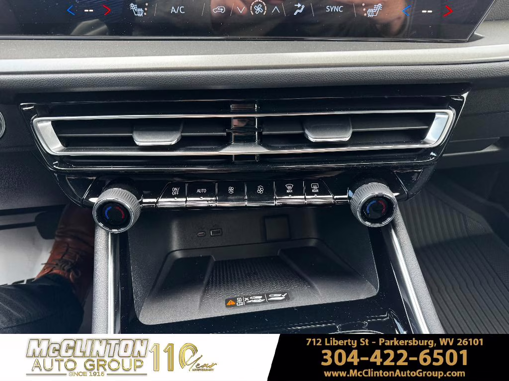 2026 Sterling Gray Metallic Chevrolet Traverse LT FWD SUV