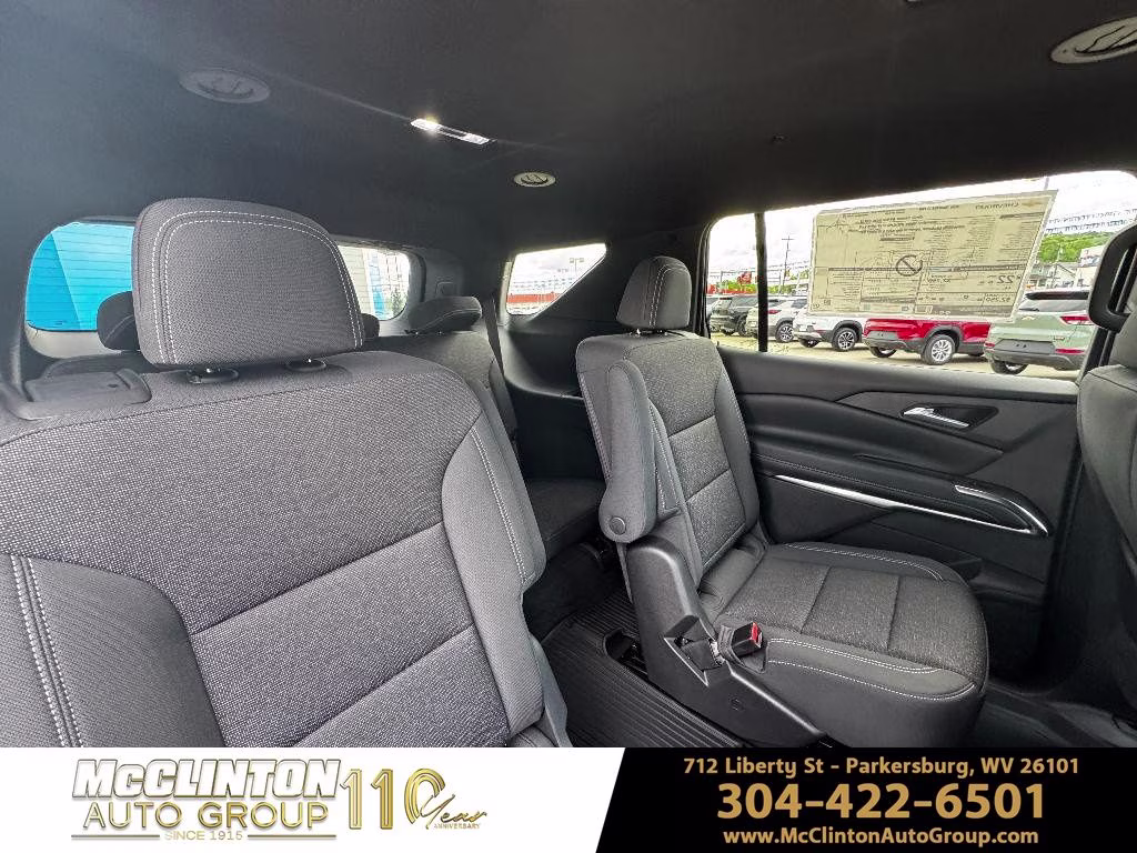 2026 Sterling Gray Metallic Chevrolet Traverse LT FWD SUV