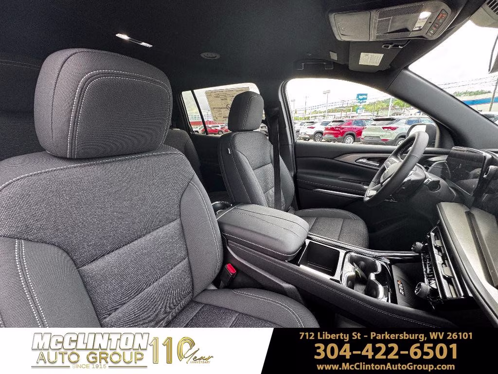 2026 Sterling Gray Metallic Chevrolet Traverse LT FWD SUV