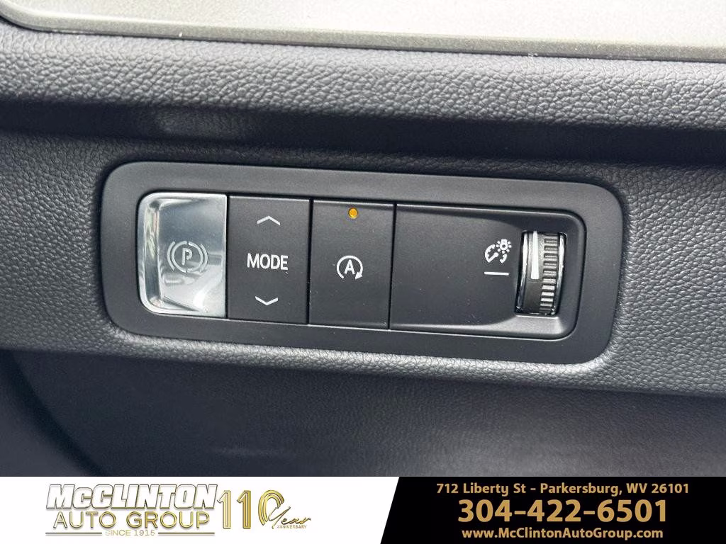 2026 Sterling Gray Metallic Chevrolet Traverse LT FWD SUV