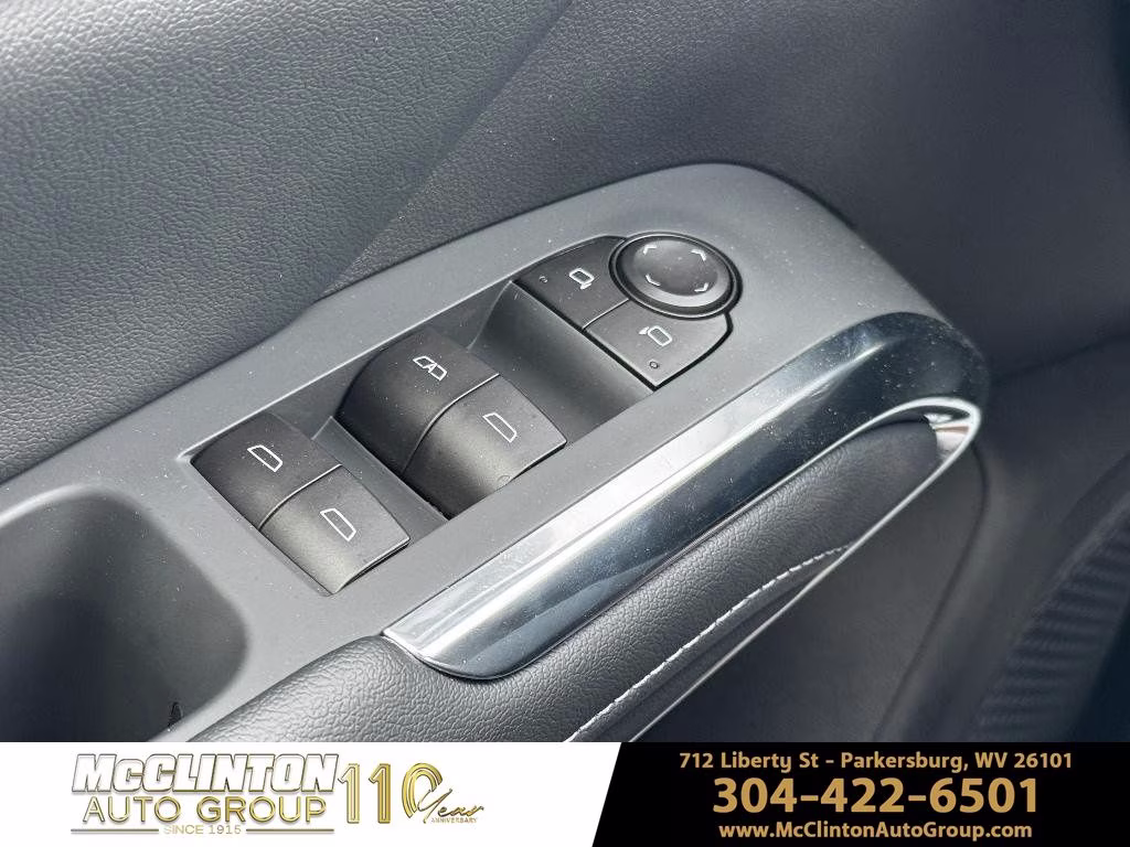 2026 Sterling Gray Metallic Chevrolet Traverse LT FWD SUV