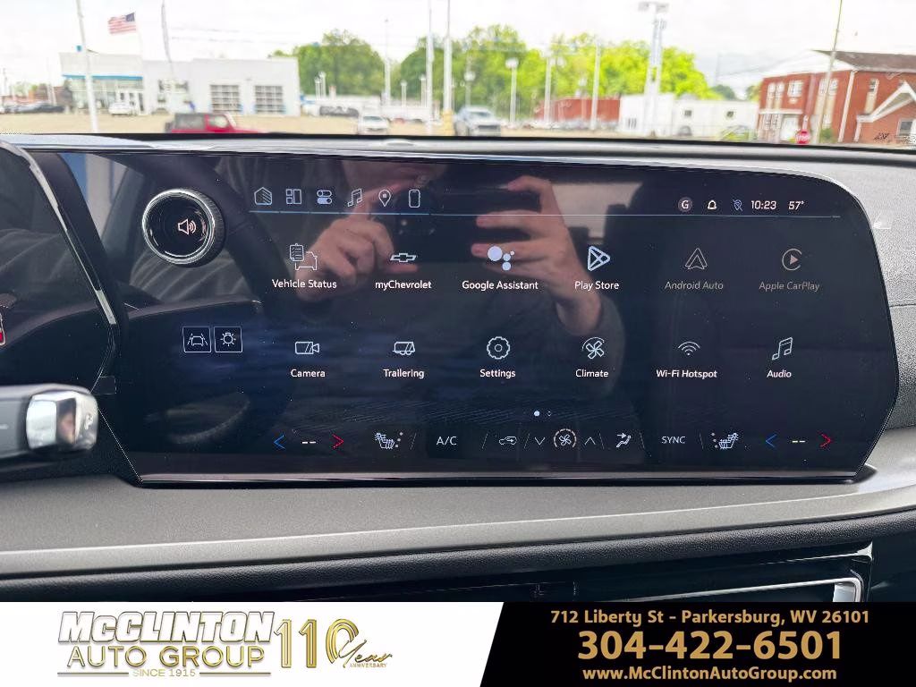2026 Sterling Gray Metallic Chevrolet Traverse LT FWD SUV