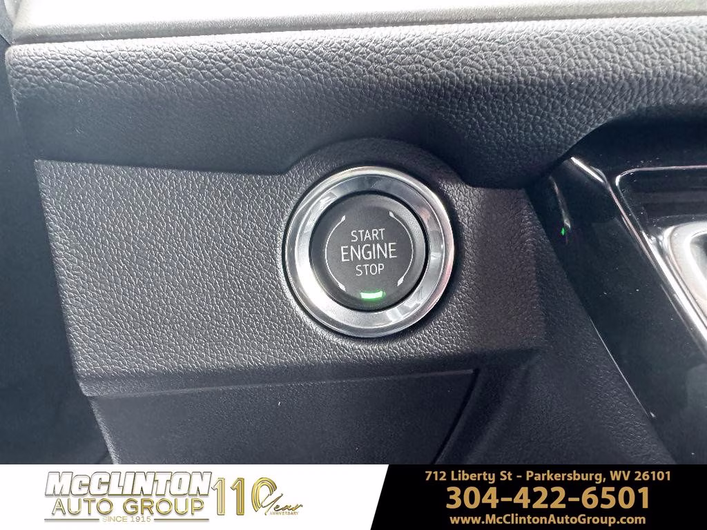 2026 Sterling Gray Metallic Chevrolet Traverse LT FWD SUV