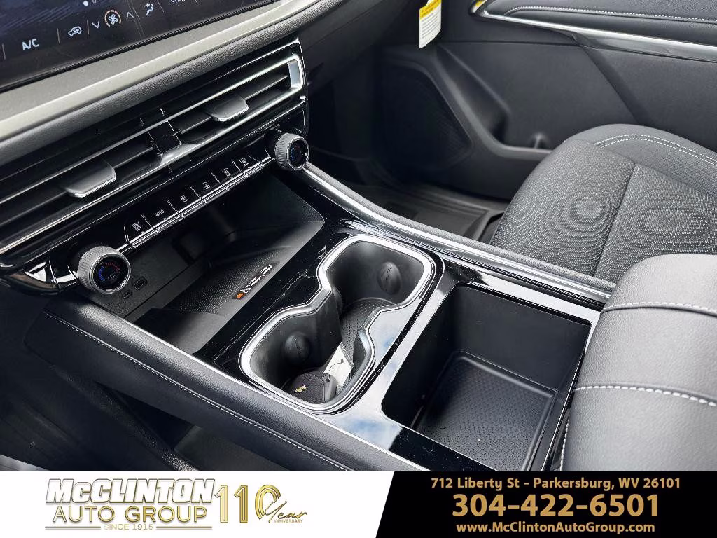 2026 Sterling Gray Metallic Chevrolet Traverse LT FWD SUV