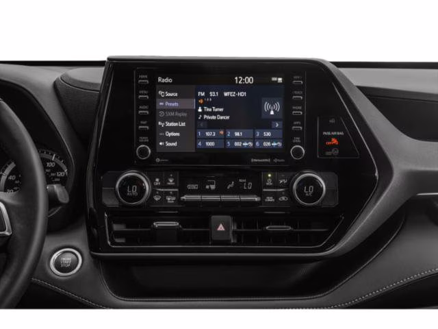 2021 Toyota Highlander LE FWD SUV