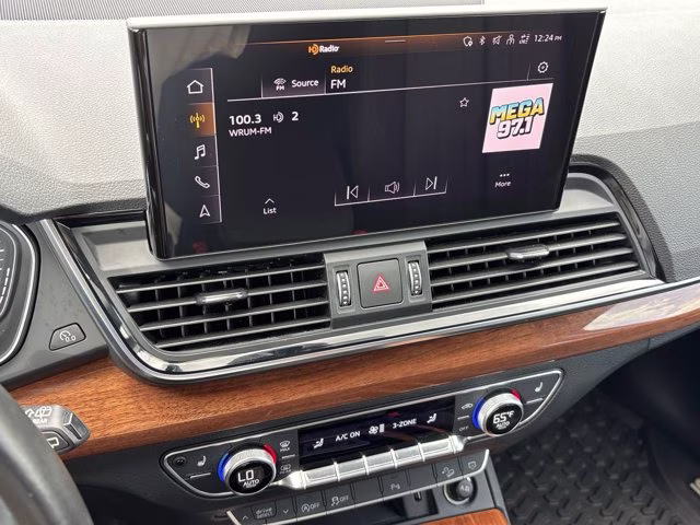 2023 Florett Silver Metallic Audi Q5 45 S line Premium AWD SUV
