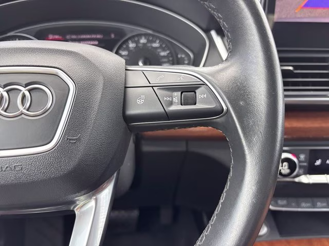 2023 Florett Silver Metallic Audi Q5 45 S line Premium AWD SUV