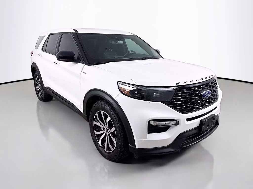2022 White Metallic Ford Explorer ST-Line 4X4 SUV