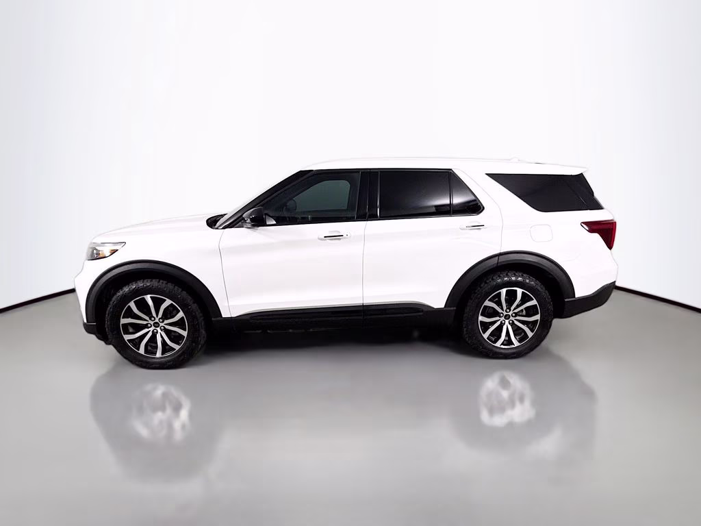 2022 White Metallic Ford Explorer ST-Line 4X4 SUV