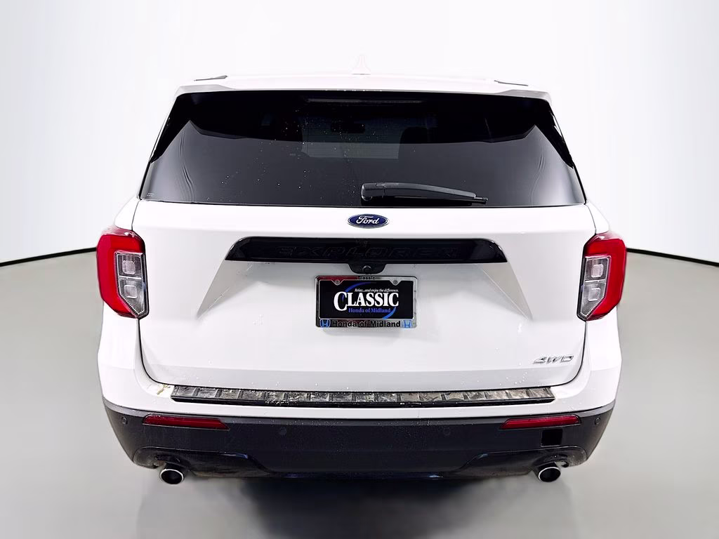 2022 White Metallic Ford Explorer ST-Line 4X4 SUV