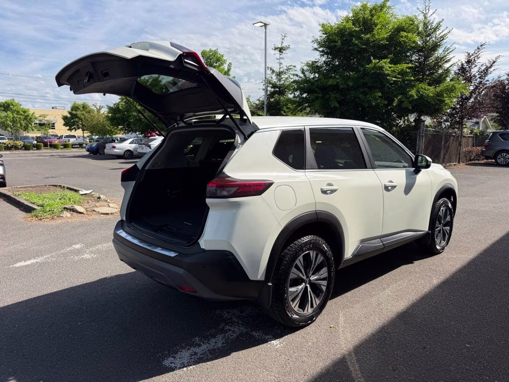 2023 Pearl White Tricoat Nissan Rogue SV AWD SUV