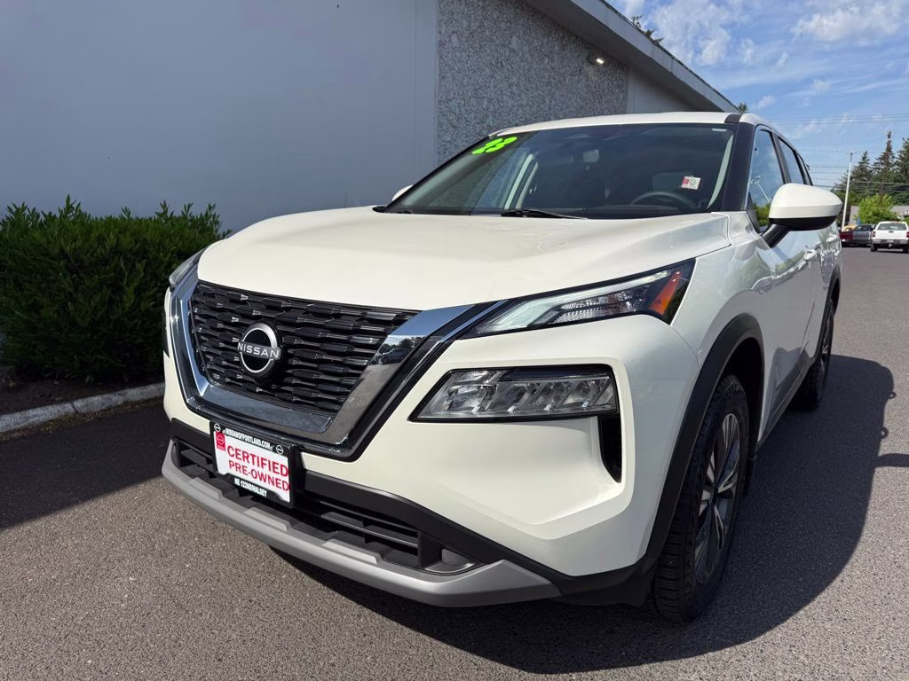 2023 Pearl White Tricoat Nissan Rogue SV AWD SUV