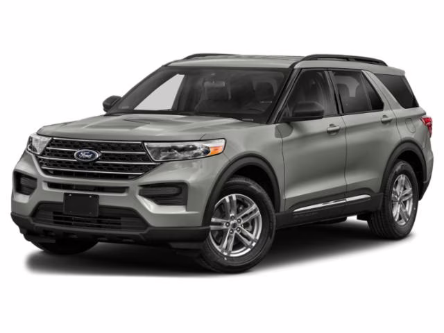 2022 Silver Metallic Ford Explorer XLT 4X4 SUV