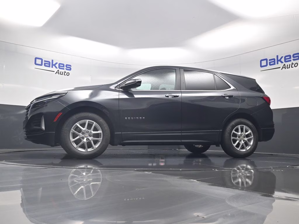 2022 Iron Gray Metallic Chevrolet Equinox LT FWD SUV