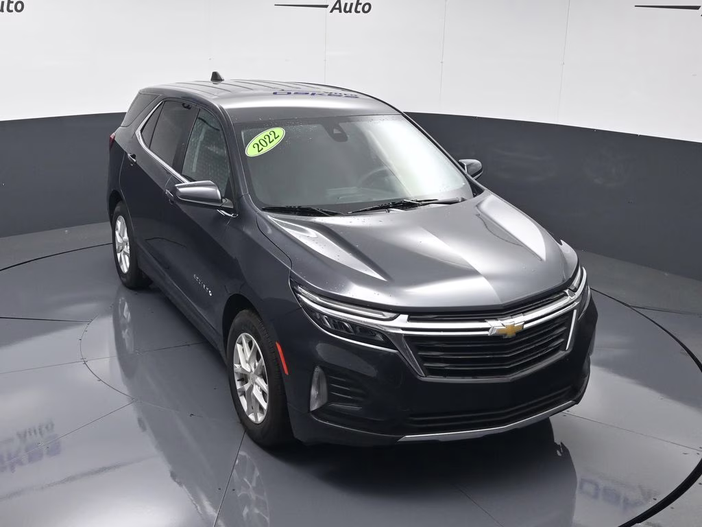 2022 Iron Gray Metallic Chevrolet Equinox LT FWD SUV