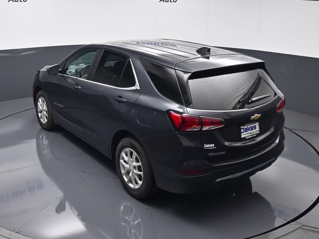 2022 Iron Gray Metallic Chevrolet Equinox LT FWD SUV