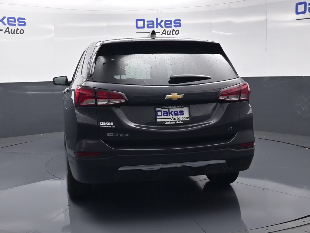 2022 Iron Gray Metallic Chevrolet Equinox LT FWD SUV