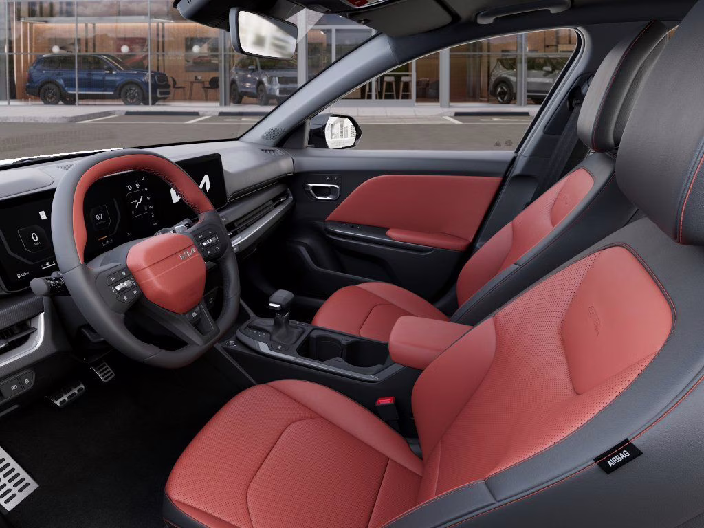 2026 Snow White Pearl Kia K4 GT-Line Turbo FWD Hatchback