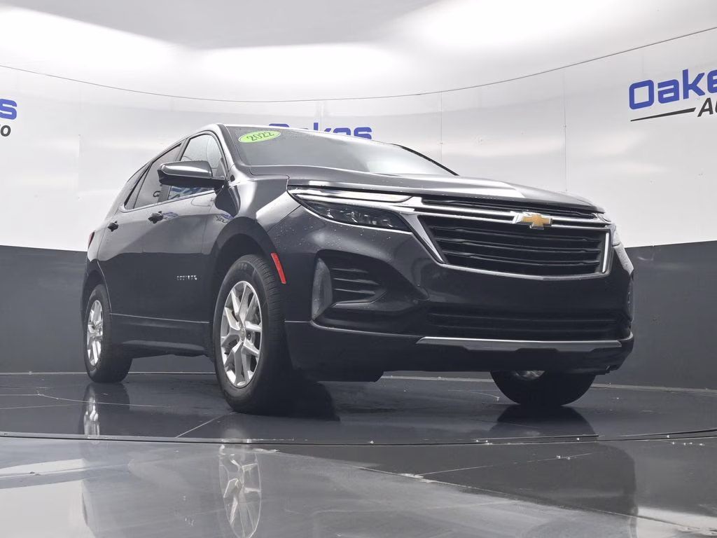 2022 Iron Gray Metallic Chevrolet Equinox LT FWD SUV