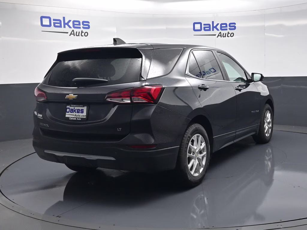 2022 Iron Gray Metallic Chevrolet Equinox LT FWD SUV
