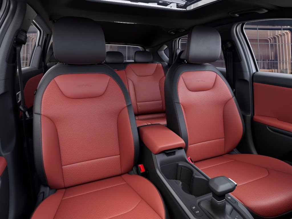 2026 Snow White Pearl Kia K4 GT-Line Turbo FWD Hatchback