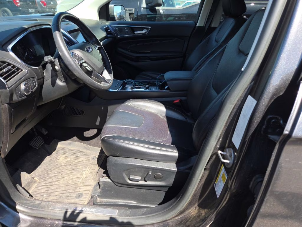 2020 Magnetic Metallic Ford Edge Titanium w/Adapt Cruise & Pano Roof AWD SUV