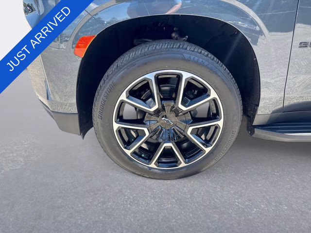 2021 Shadow Gray Metallic Chevrolet Suburban RST 4X4 SUV